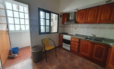 Departamento en venta de 3 ambientes en Quilmes Oeste Centro