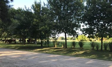 Excelente oportunidad casa de campo en Club de Campo Santa Catalina - Mallmann Propiedades