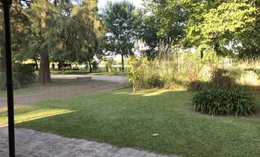Excelente oportunidad casa de campo en Club de Campo Santa Catalina - Mallmann Propiedades