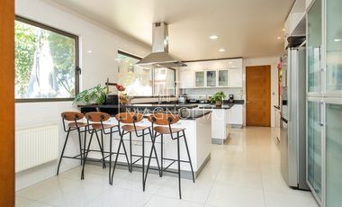 Casa en venta de 6 dorm. en Curacaví