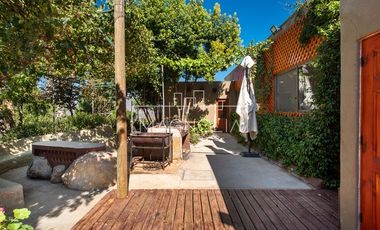 Casa en venta de 6 dorm. en Curacaví