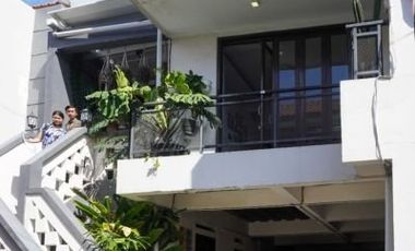 DIJUAL RUMAH SECOND LT4 DEKAT TOL BENOA BALI