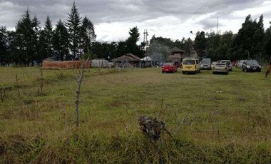 Venta de casa de campo con terreno en Otavalo