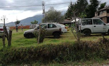 Venta de casa de campo con terreno en Otavalo