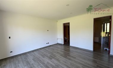 Casa en parcela arriendo 4D/5B piscina y quincho - Talagante