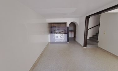 COD. 4637 - SE ARRIENDA CASA - BARRIO: MUTIS
