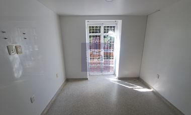 COD. 4637 - SE ARRIENDA CASA - BARRIO: MUTIS