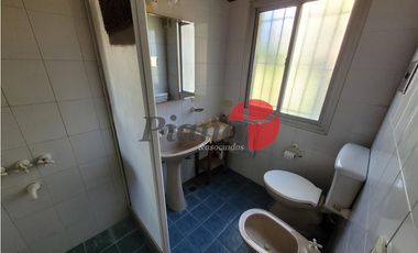 Casa en Venta - Zona Golf - Construcción Solida - Cercana al Mar