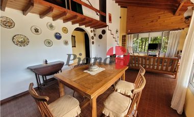 Casa en Venta - Zona Golf - Construcción Solida - Cercana al Mar