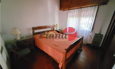 Casa en Venta - Zona Golf - Construcción Solida - Cercana al Mar