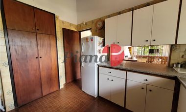 Casa en Venta - Zona Golf - Construcción Solida - Cercana al Mar