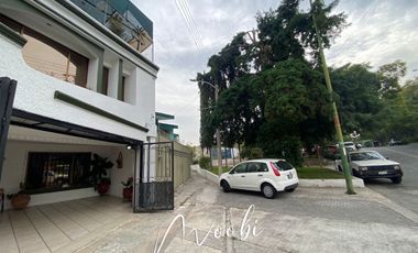 Excelente casa en esquina a media cuadra de Circunvalación
