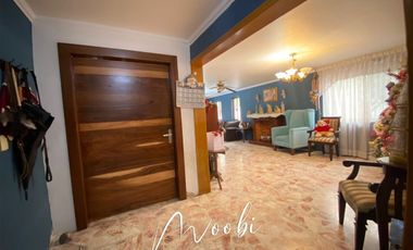 Excelente casa en esquina a media cuadra de Circunvalación