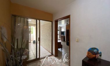 Excelente casa en esquina a media cuadra de Circunvalación