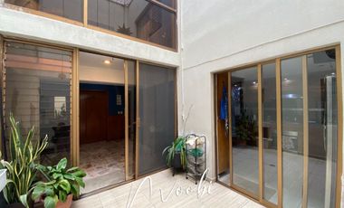 Excelente casa en esquina a media cuadra de Circunvalación