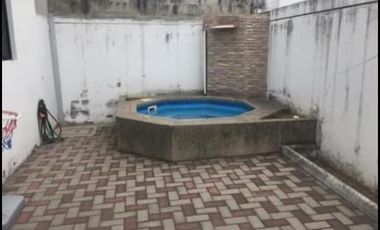ALQUILO CASA SEMI-AMOBLADA EN NAPOLI