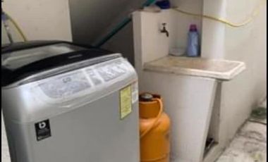 ALQUILO CASA SEMI-AMOBLADA EN NAPOLI