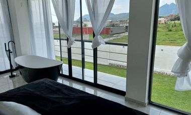 CASA EN VENTA, 8 RECÁMARAS, TLAYACAPAN MORELOS