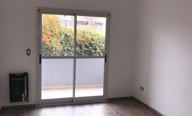 SEMIPISO A ESTRENAR 3 AMBIENTES EN QUILMES OESTE