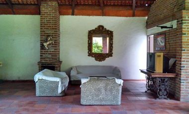 Rancho arbolado totalmente plano