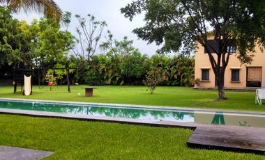 Rancho arbolado totalmente plano