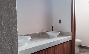 CASA EN VENTA EN TEQUISQUIAPAN
