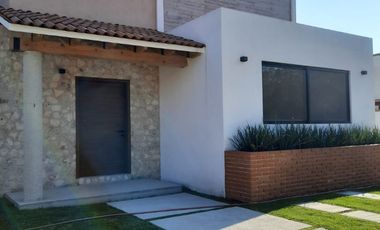 CASA EN VENTA EN TEQUISQUIAPAN