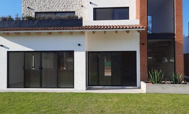 CASA EN VENTA EN TEQUISQUIAPAN