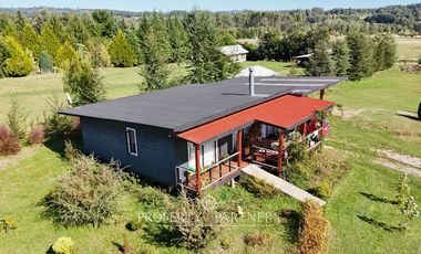 Casa y Domos turísticos a 5 minutos de Panguipulli.