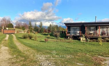 Casa y Domos turísticos a 5 minutos de Panguipulli.