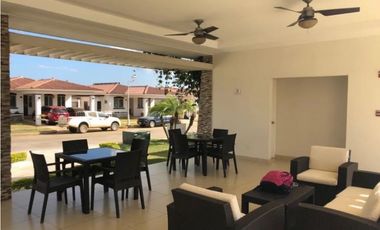SE ALQUILA HERMOSA CASA EN COSTA VERDE. AM