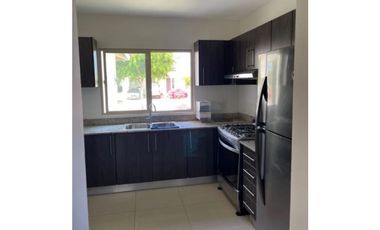 SE ALQUILA HERMOSA CASA EN COSTA VERDE. AM