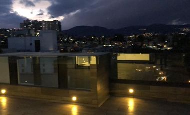 CASA EN VENTA EN BOSQUES DE LAS PALMAS