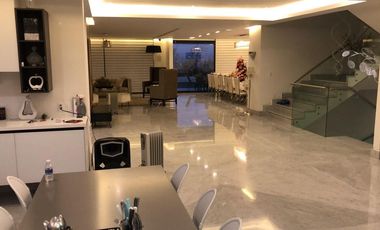 CASA EN VENTA EN BOSQUES DE LAS PALMAS