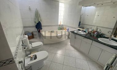 Arriendo Amplia Casa Sector Sur de Iquique