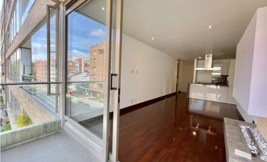 Se Arrienda apartamento exterior Santa Paula