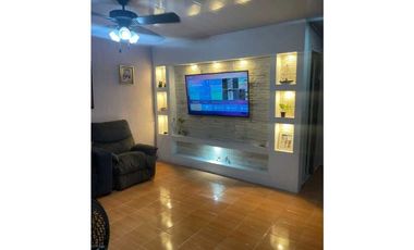 Se Vende Casa con cuarto de Alquiler en Las Mañanitas