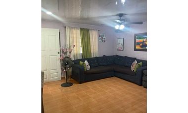 Se Vende Casa con cuarto de Alquiler en Las Mañanitas