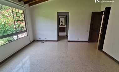 casa en arriendo en benedictinos. Cod A775220