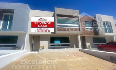 VENTA DE CASA NUEVA EN FRACCIONAMIENTO RIO ALTOZANO DE TRES NIVELES CERCA DEL CA