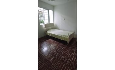 SE ARRIENDA HERMOSA CASA EN B/ COSTA DE ORO DE MONTERIA