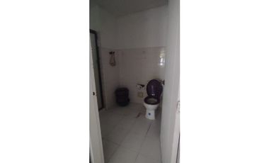 SE ARRIENDA HERMOSA CASA EN B/ COSTA DE ORO DE MONTERIA