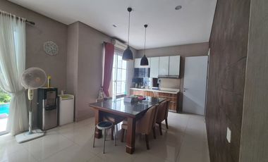 Disewakan Rumah De Maja De Park BSD City Tangerang Furnished Siap Huni Ada Kolam Renang
