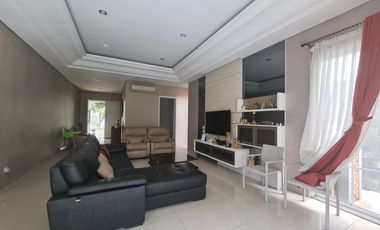 Disewakan Rumah De Maja De Park BSD City Tangerang Furnished Siap Huni Ada Kolam Renang