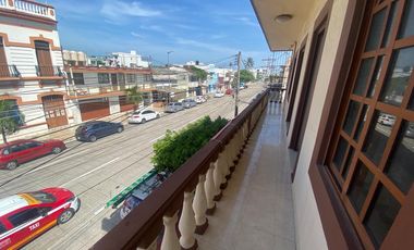 CASA EN VENTA CON RECAMARA EN P.B. COLONIA CENTRO VERACRUZ,VER.
