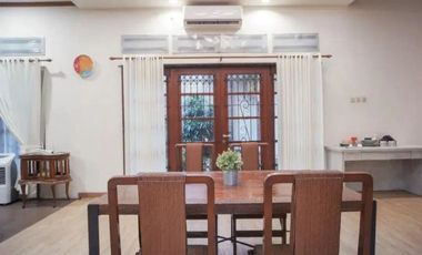 Rumah Mewah Margorejo Indah, Siap Huni, Furnish