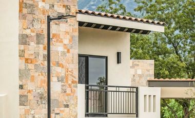 Casas en Venta - Zona Santiago, NL