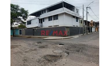 ¡Convierte Esta Casa En El Local Comercial Que Siempre Soñaste! 🏡➡️🏪 A Un Paso Del Real Plaza Y Av. Sánchez Cerro – Ubicación Estratégica En Piura