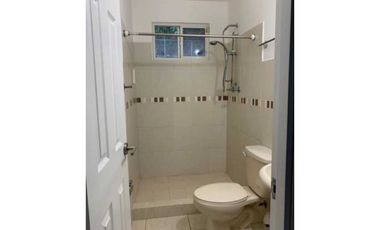 CASA EN VILLA LUCRE VILLA AZORES 3REC 2B L/B 263M2 PATIO