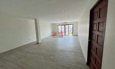 ขาย - บ้านเดี่ยว พร้อมอาคารสำนักงาน 5 ชั้น รีโนเวทใหม่ ซอยบางนาตราด 14 (บางนา กม.2) เนื้อที่ 143 ตรว